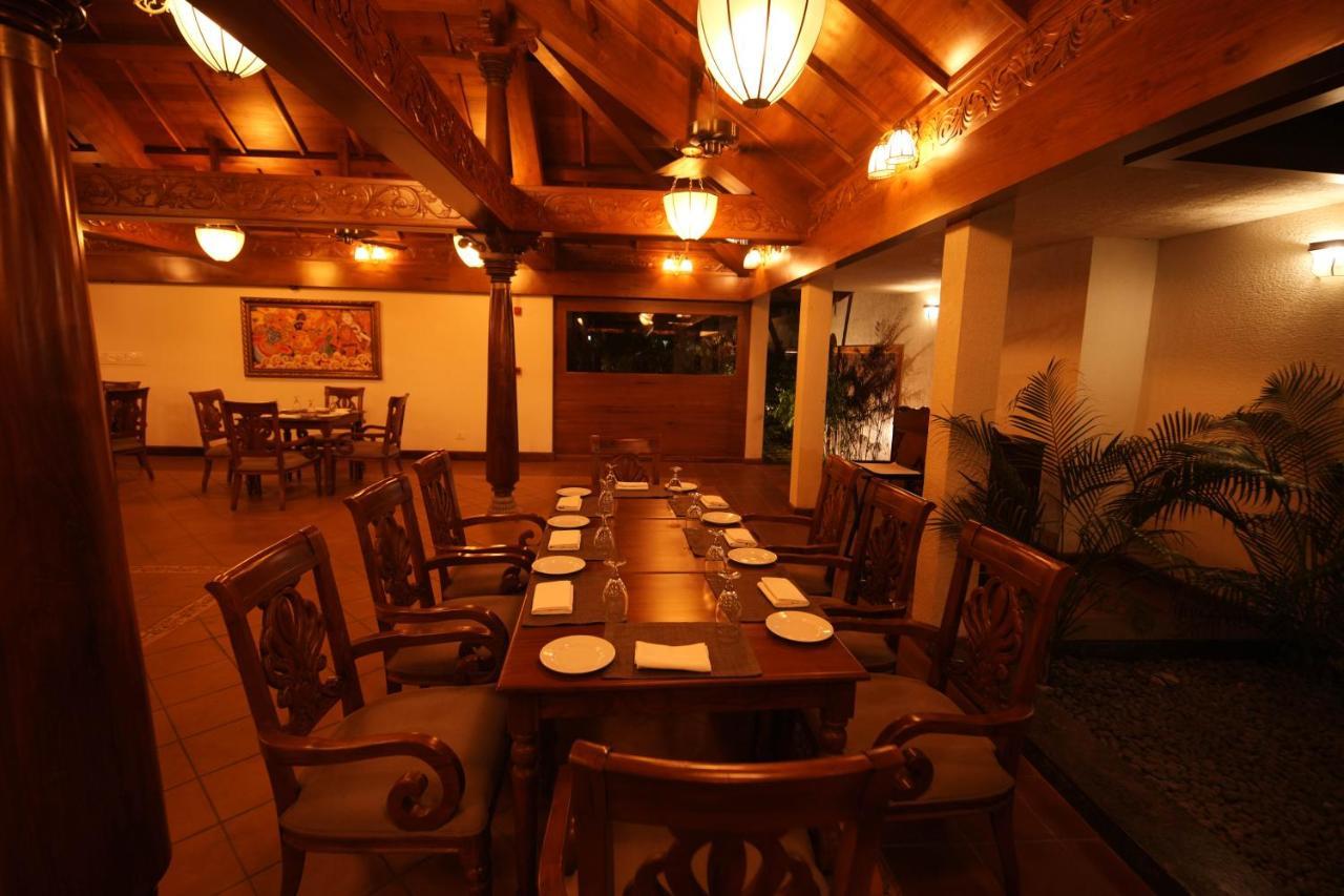 Gokulam Grand Resort & Spa, 쿠마라콤 외부 사진
