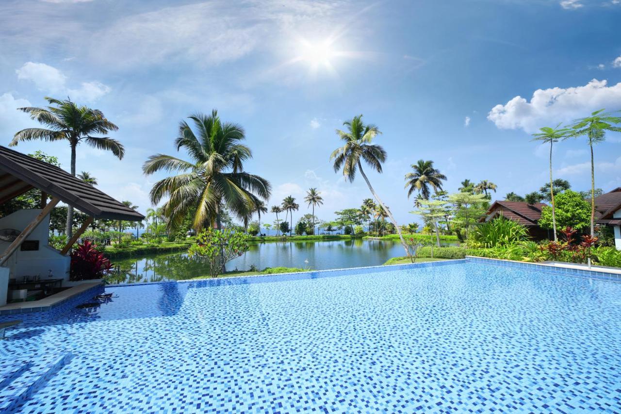 Gokulam Grand Resort & Spa, 쿠마라콤 외부 사진